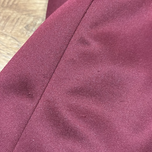 Le Chateau maroon angled hem skinny strap padded semi-formal dress size xxs - Picture 14 of 15